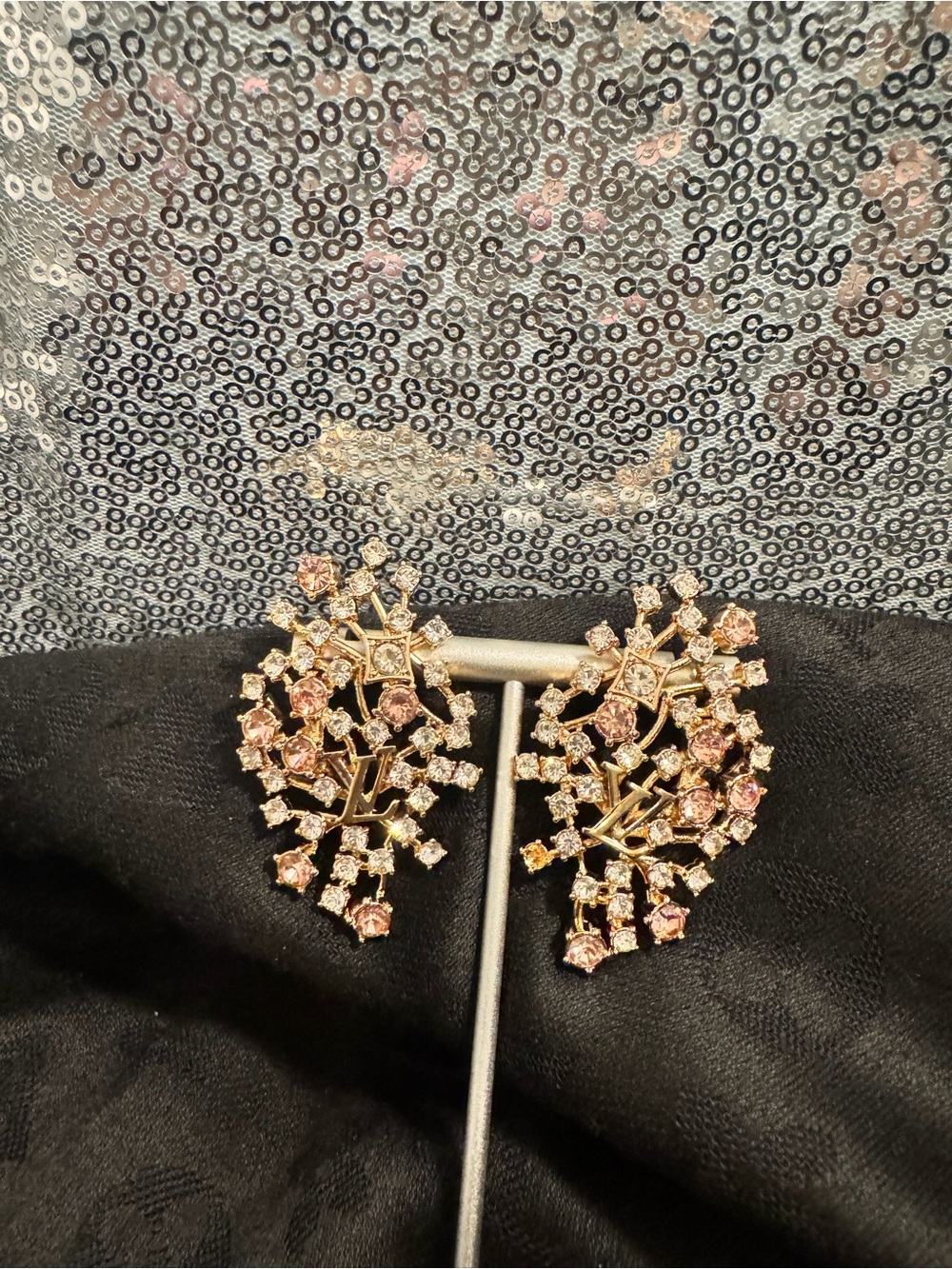 Louis Vuitton Gold Tone Pink Crystal Floral Cluster Earrings - Picture 4 of 7